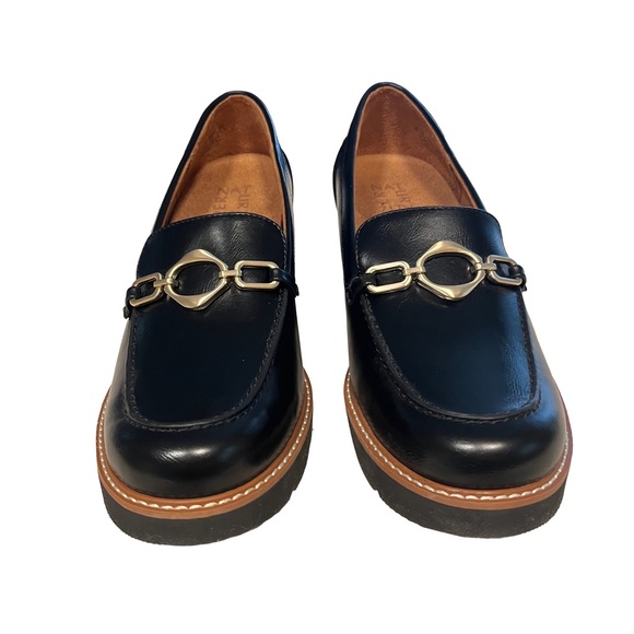 NEW Naturalizer Cabaret Loafers Sz 9 Wide Black Chunky Lug Sole Platform Buckle - Picture 2 of 7